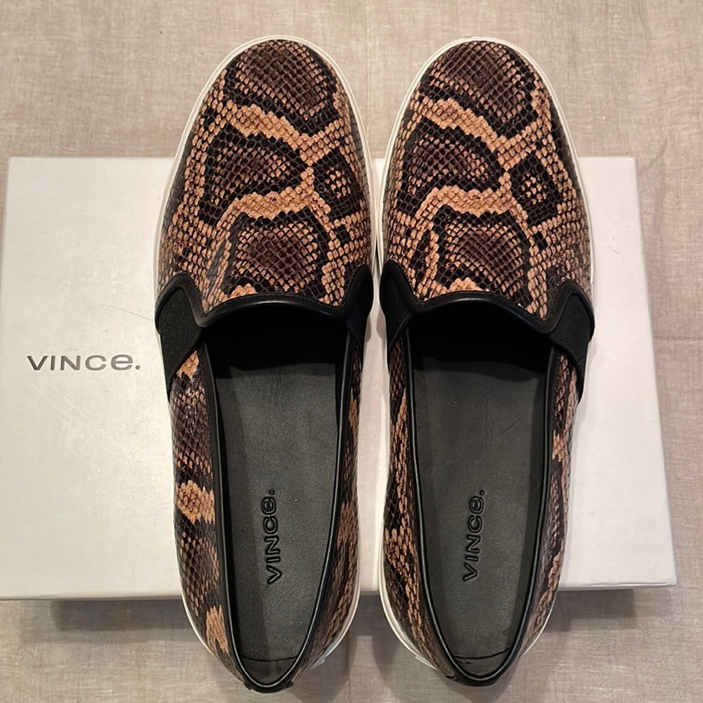 Vince loafers MINT